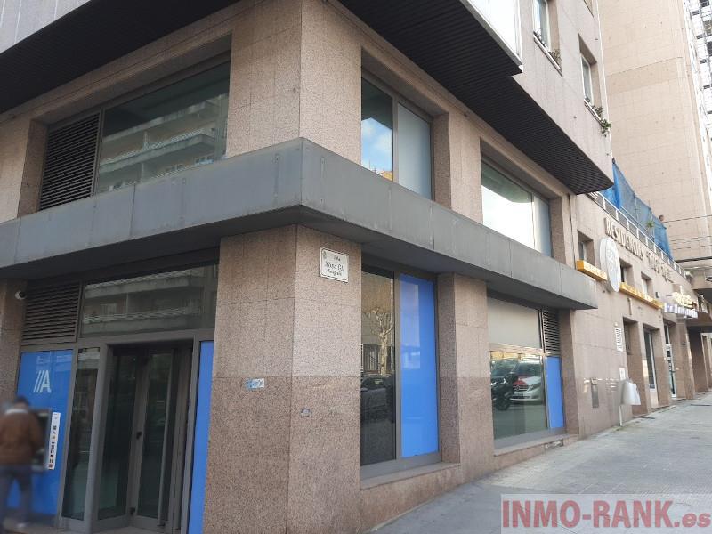 For sale of commercial in Vigo