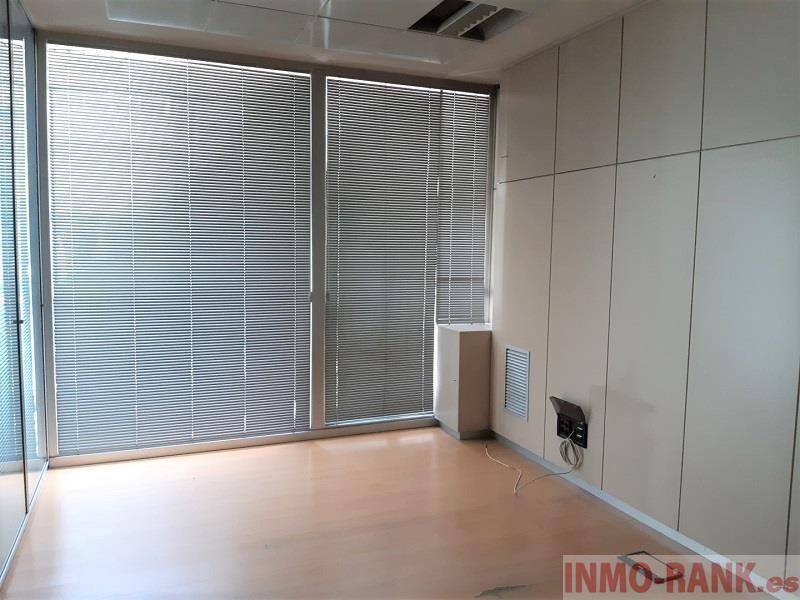 For rent of commercial in Vigo