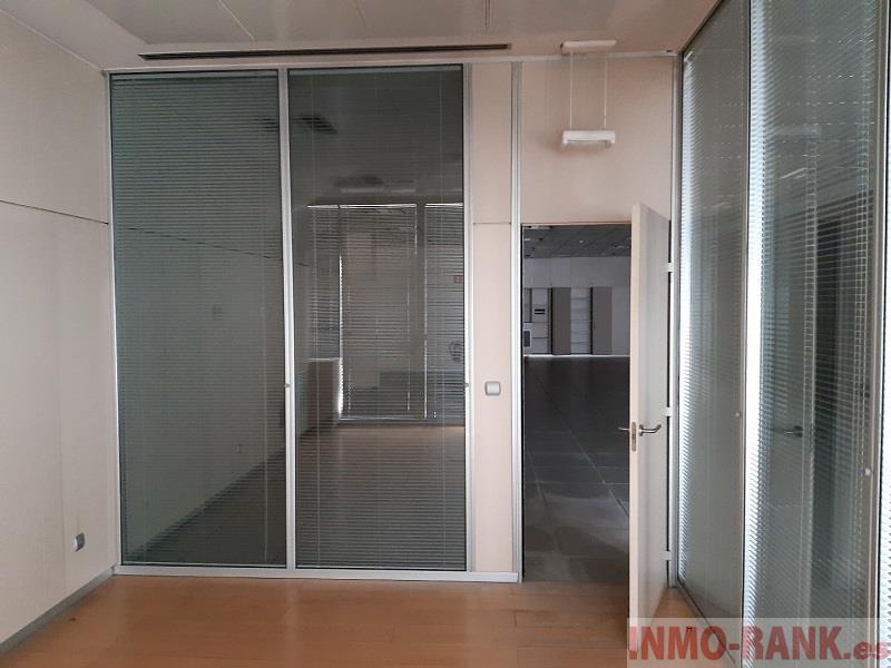 For rent of commercial in Vigo