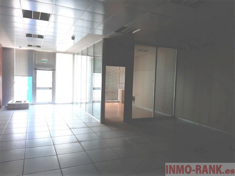For rent of commercial in Vigo