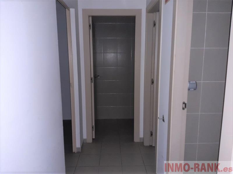 For rent of commercial in Vigo