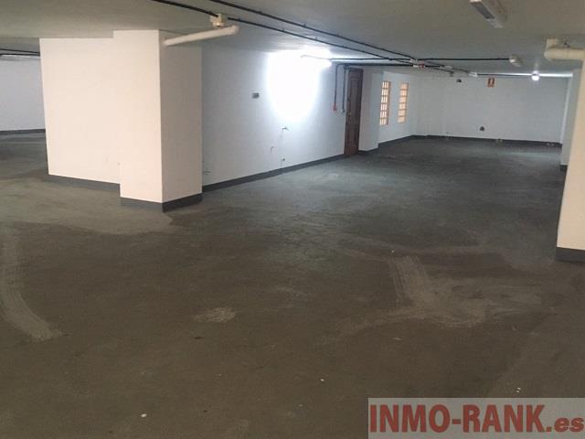 For sale of commercial in Vigo