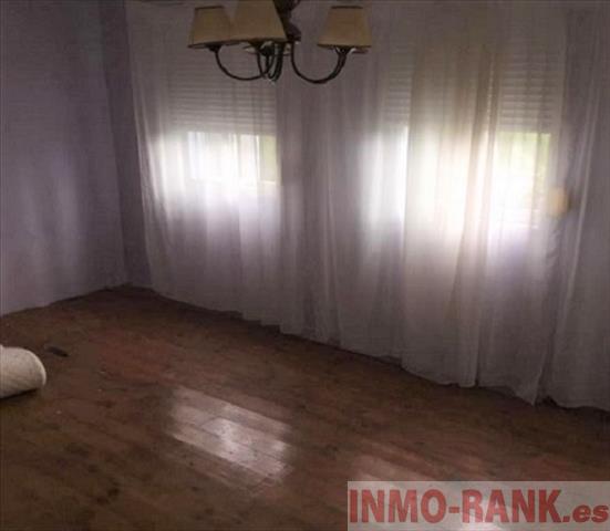 For sale of house in Rodeiro