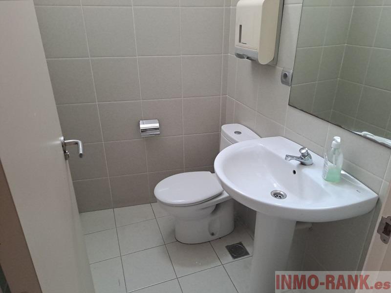 For rent of premises in Vigo