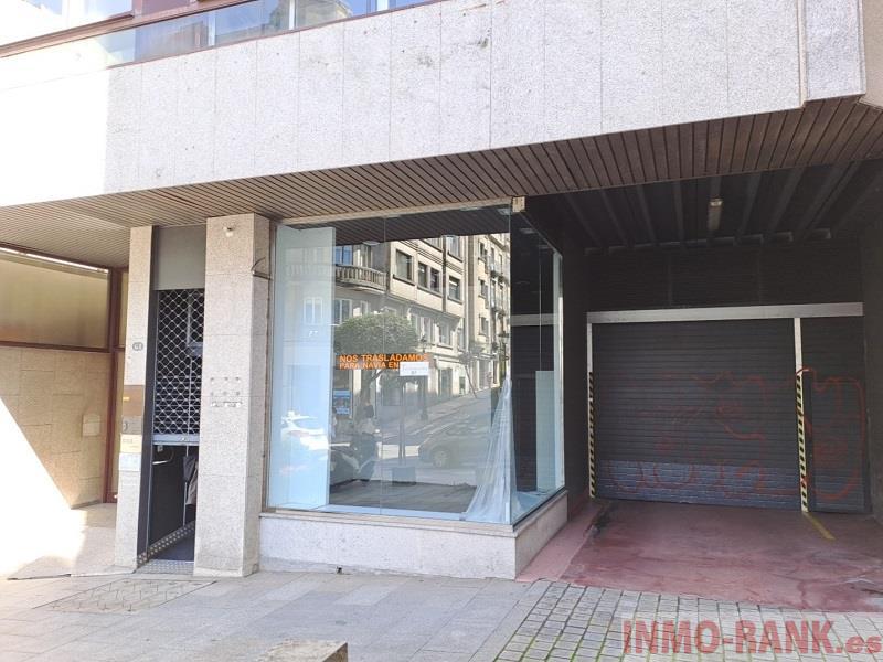 For sale of commercial in Vigo