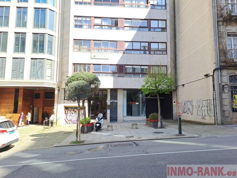 For sale of commercial in Vigo