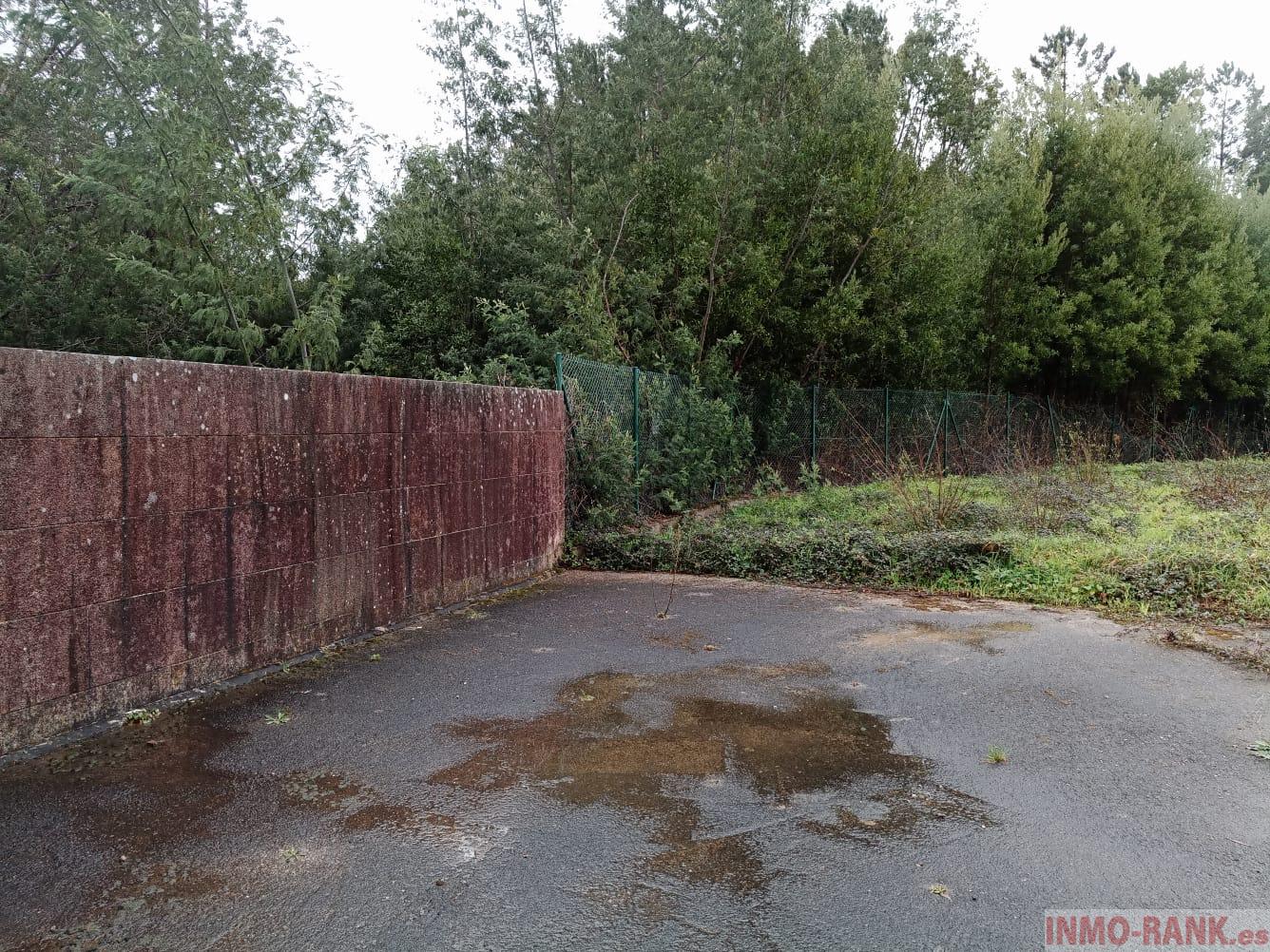 For sale of land in Tomiño