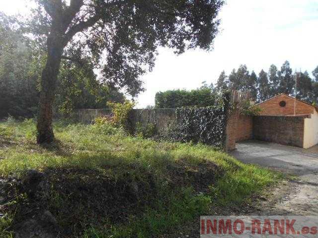 For sale of land in Tomiño