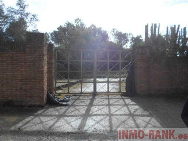 For sale of land in Tomiño