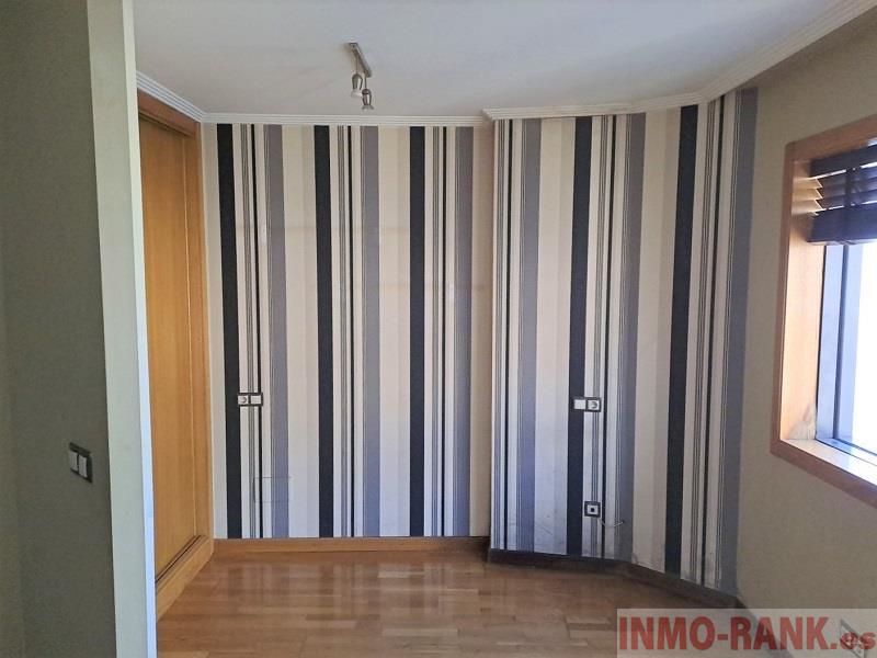 For sale of study in Vigo