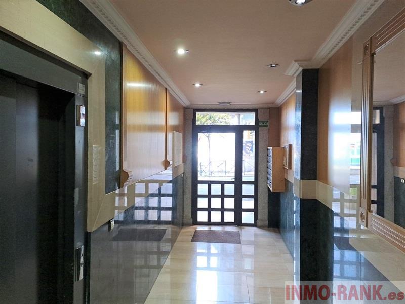 For sale of study in Vigo