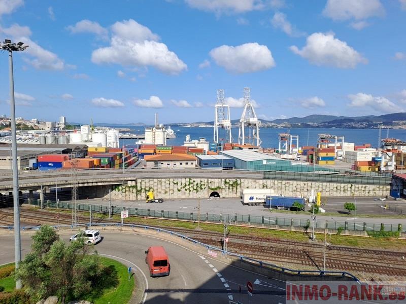 For sale of study in Vigo