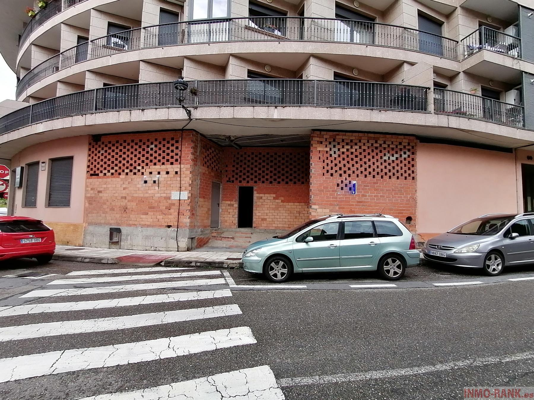 For sale of commercial in Salceda de Caselas