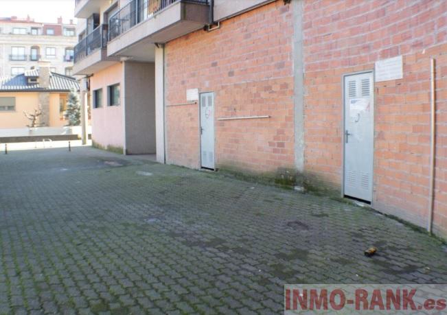For sale of commercial in Salceda de Caselas