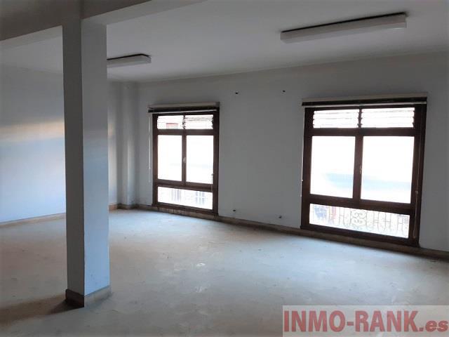 For sale of office in Vigo