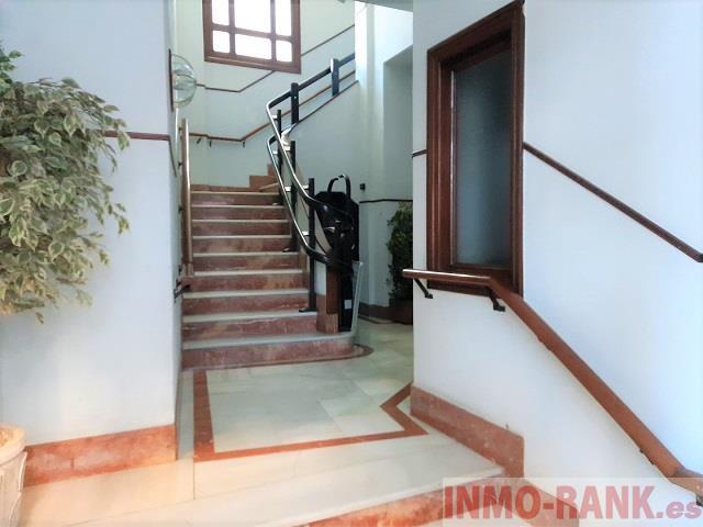 For sale of office in Vigo