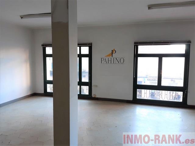 For sale of office in Vigo