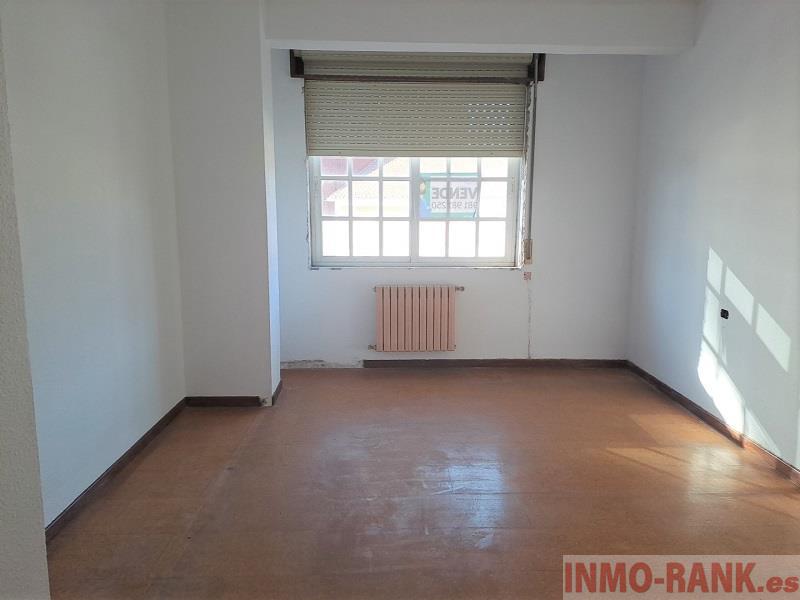 Venta de piso en Ponteareas