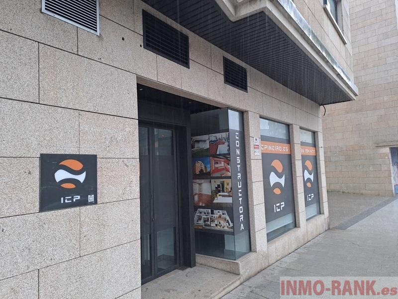 For sale of commercial in Vigo