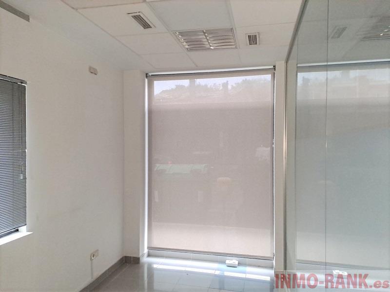 For sale of commercial in Vigo