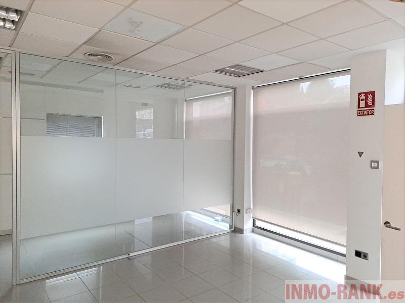 For sale of commercial in Vigo