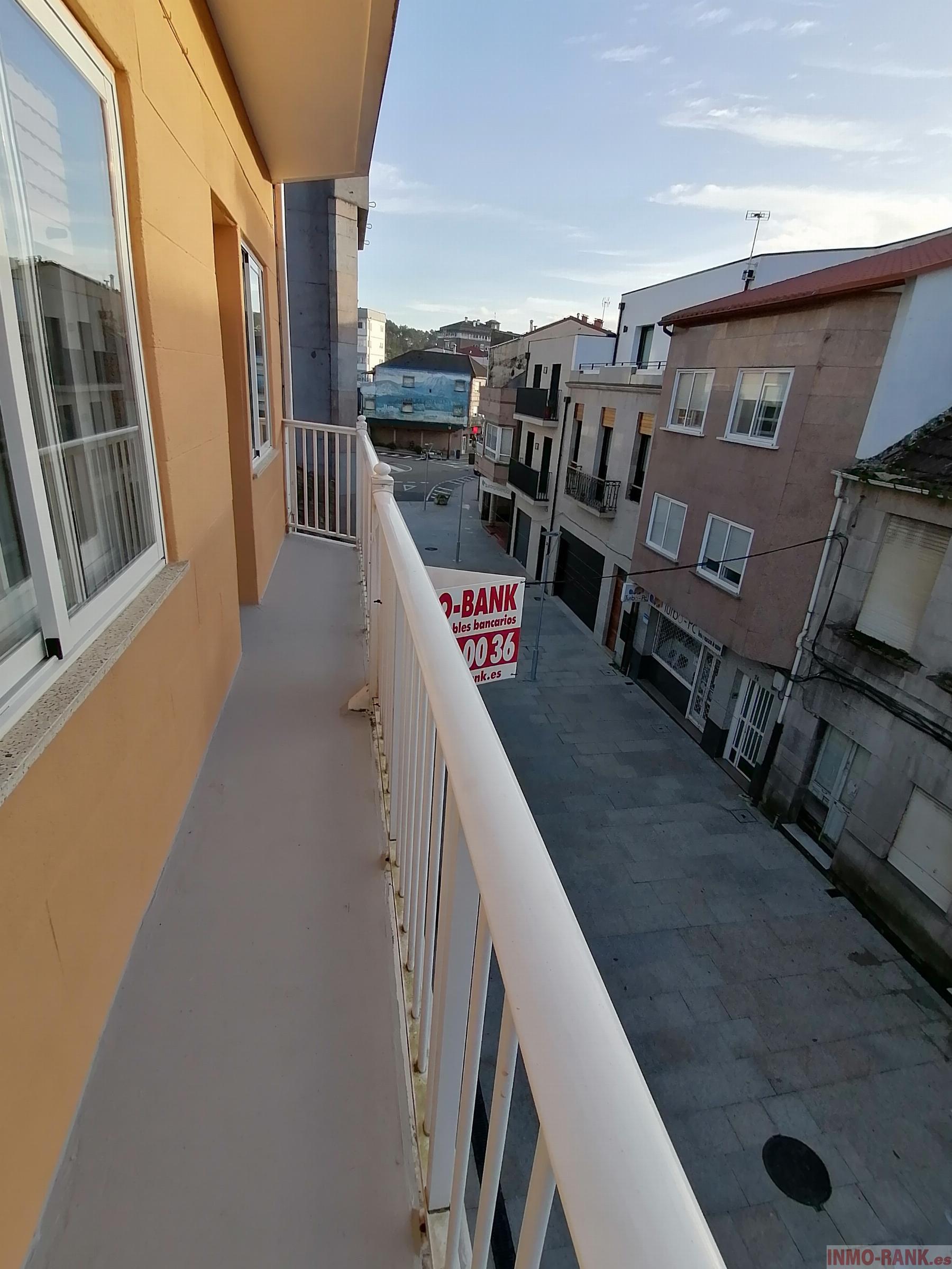For sale of flat in Porriño O