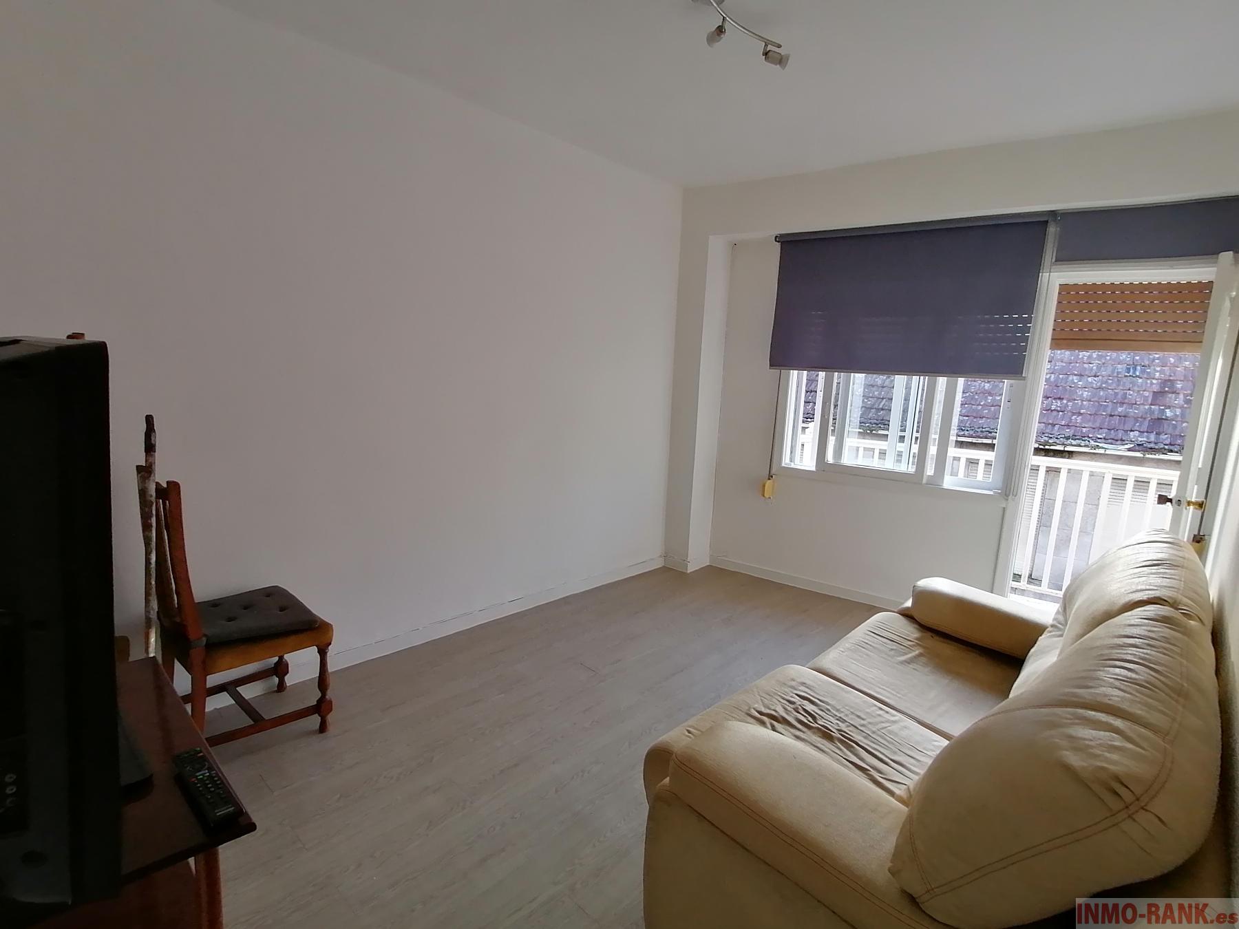 For sale of flat in Porriño O