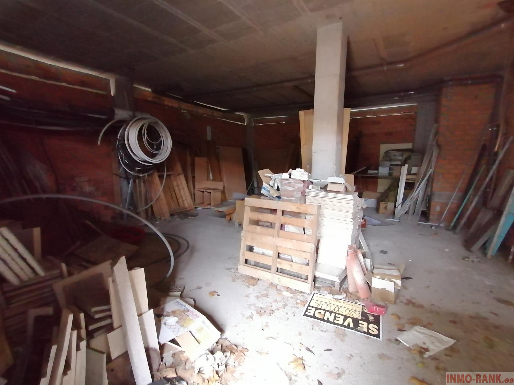 For sale of commercial in Vigo