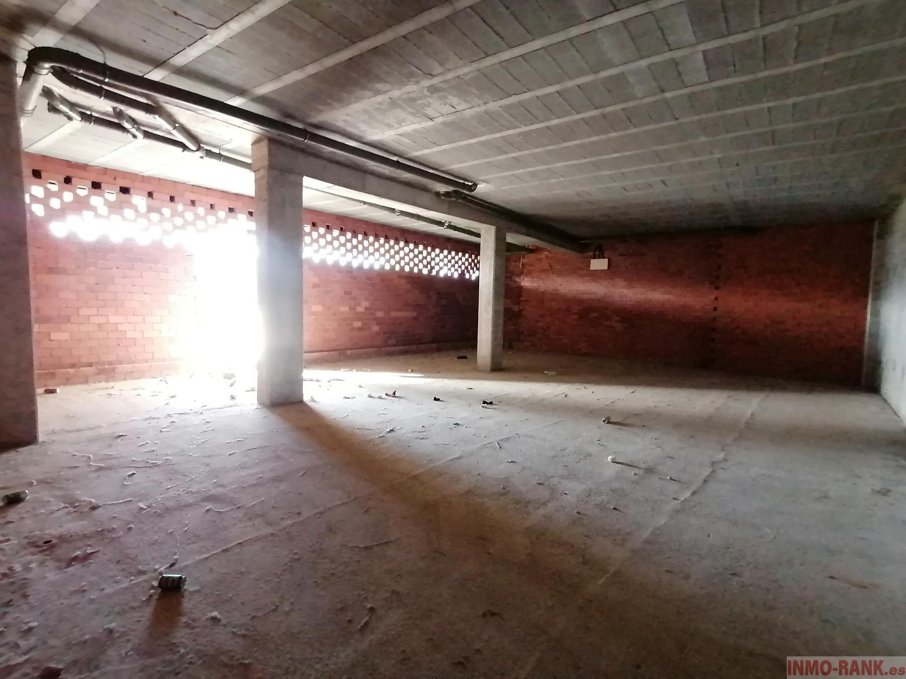 For sale of commercial in Vigo