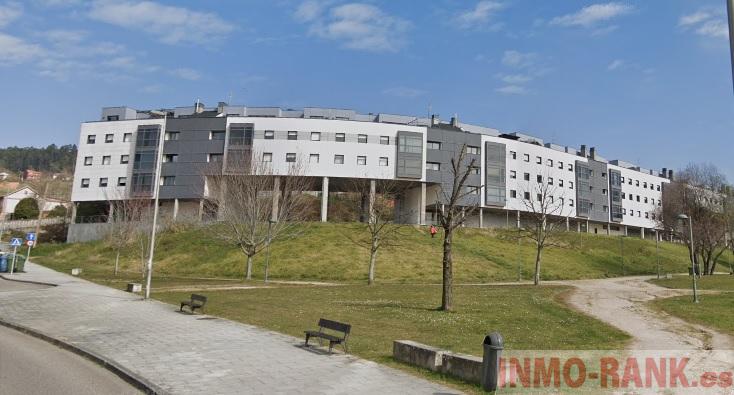 For sale of commercial in Vigo