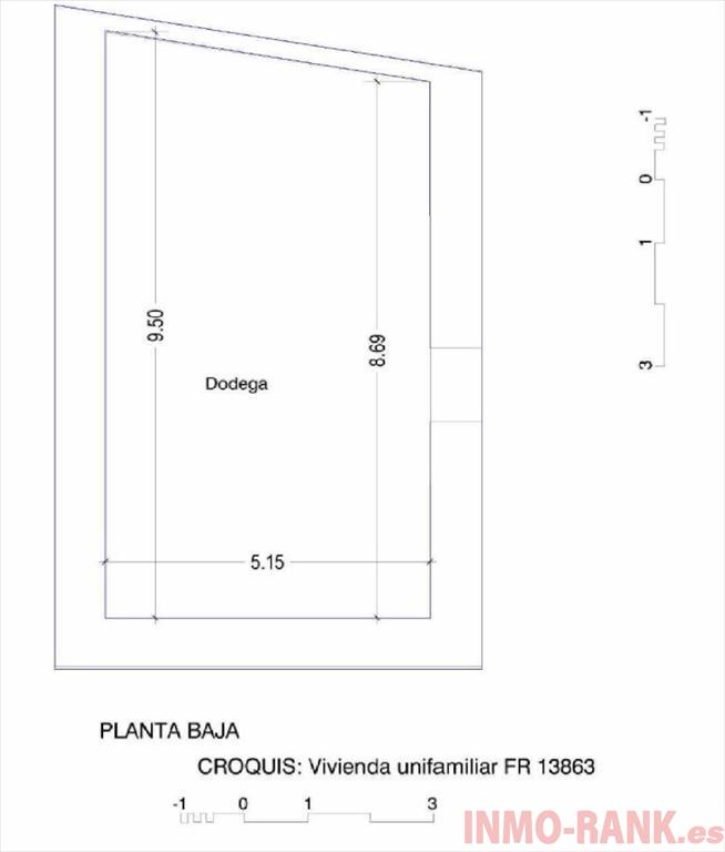 For sale of house in A Cañiza
