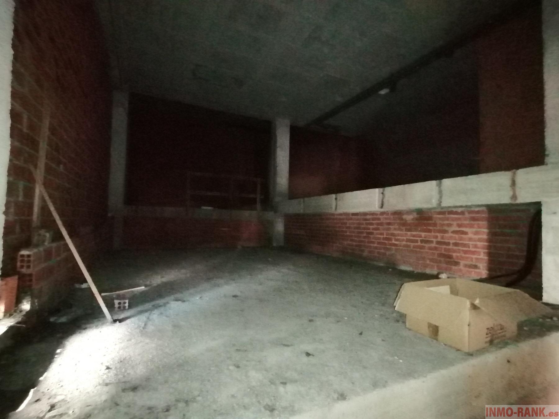 For sale of commercial in Vigo