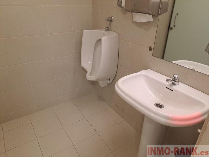 For rent of commercial in Vigo