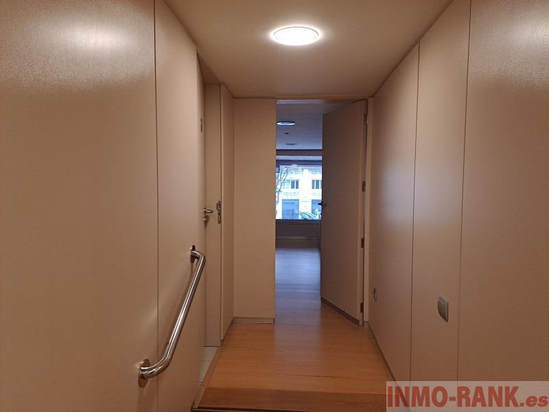 For rent of commercial in Vigo