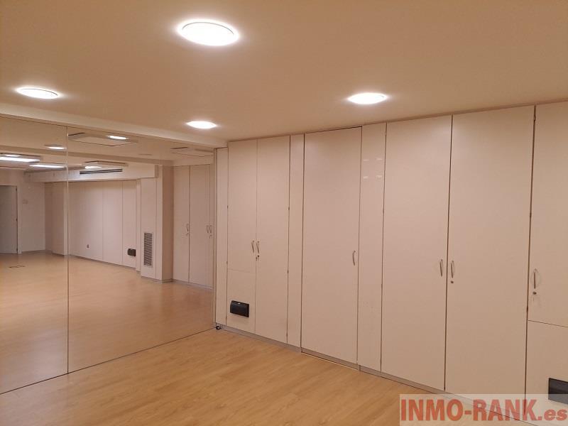 For rent of commercial in Vigo