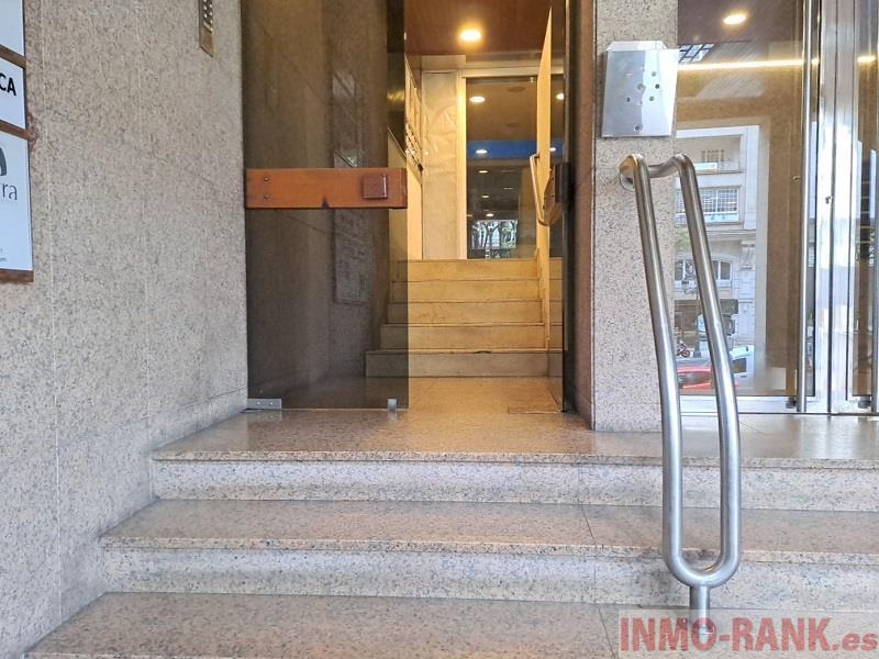 For rent of commercial in Vigo