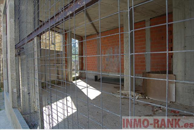 For sale of commercial in Mondariz-Balneario