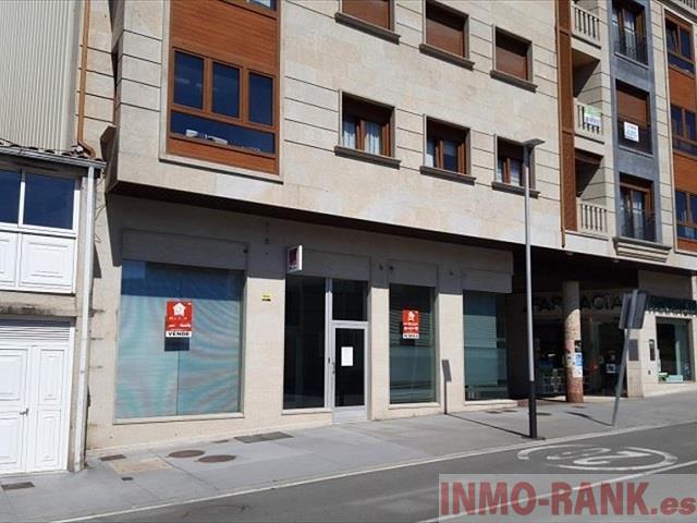 For rent of commercial in Poio