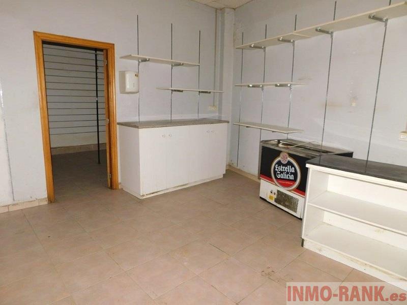 Venta de local comercial en Pontevedra