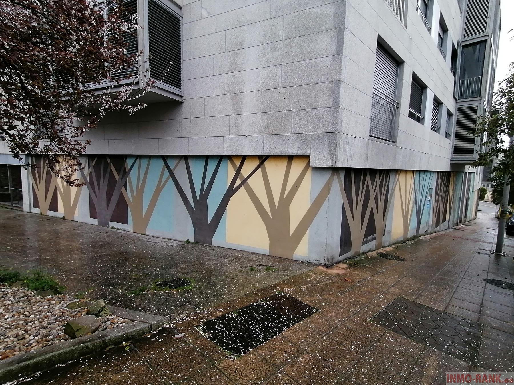 For sale of commercial in Vigo