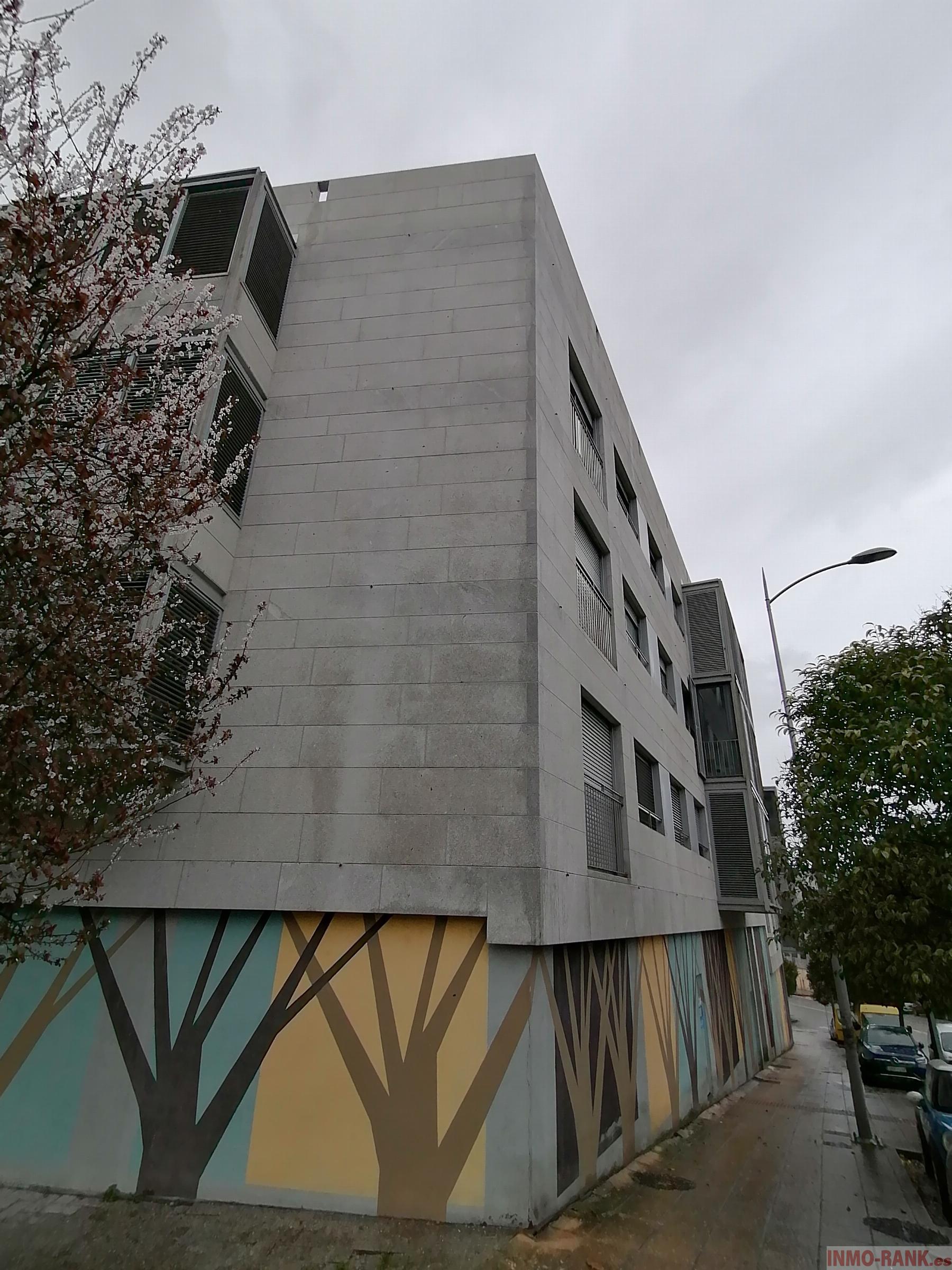 For sale of commercial in Vigo