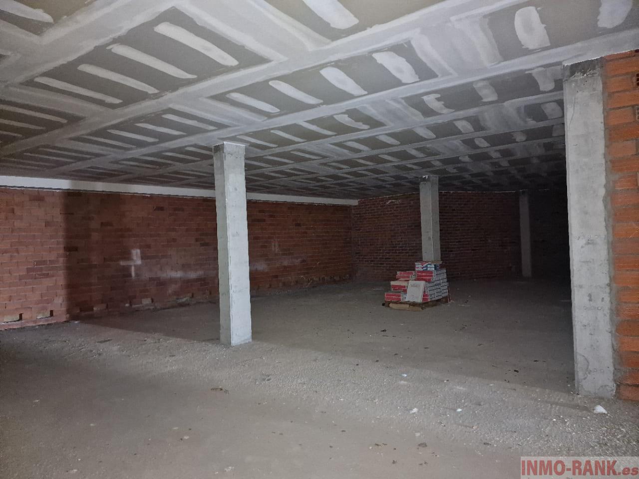 For sale of commercial in Vigo
