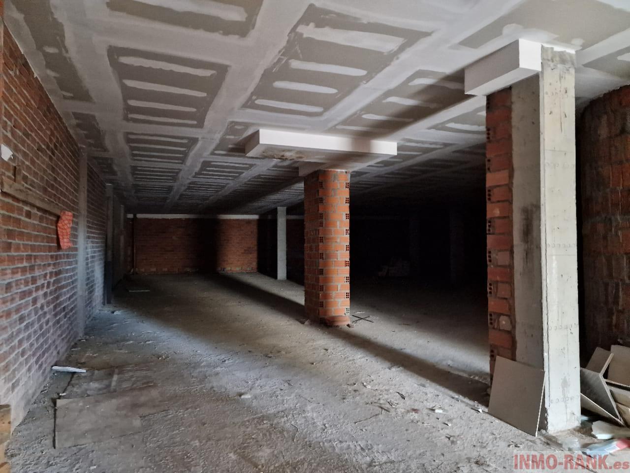 For sale of commercial in Vigo