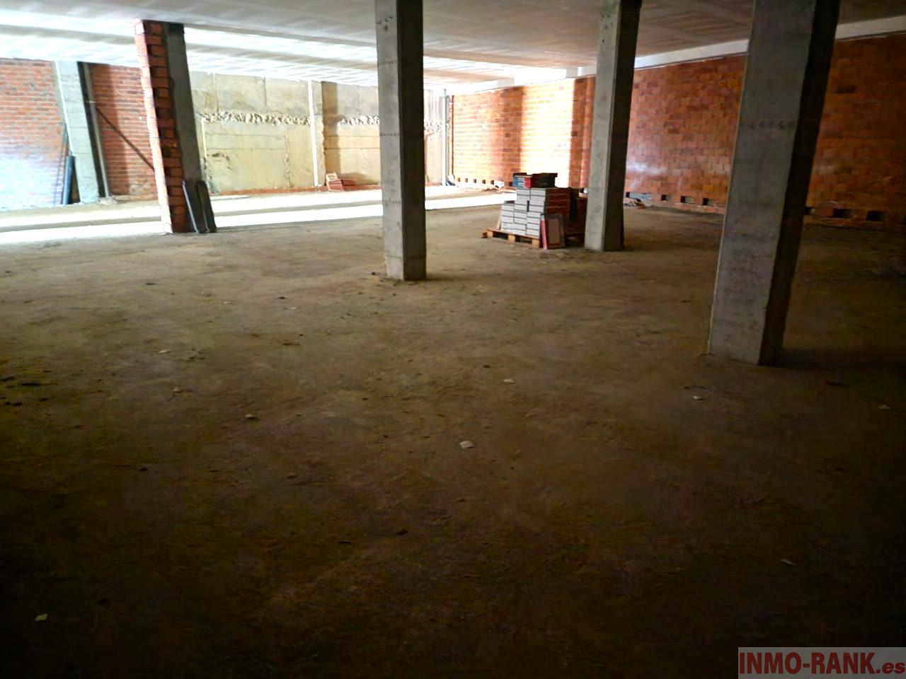 For sale of commercial in Vigo