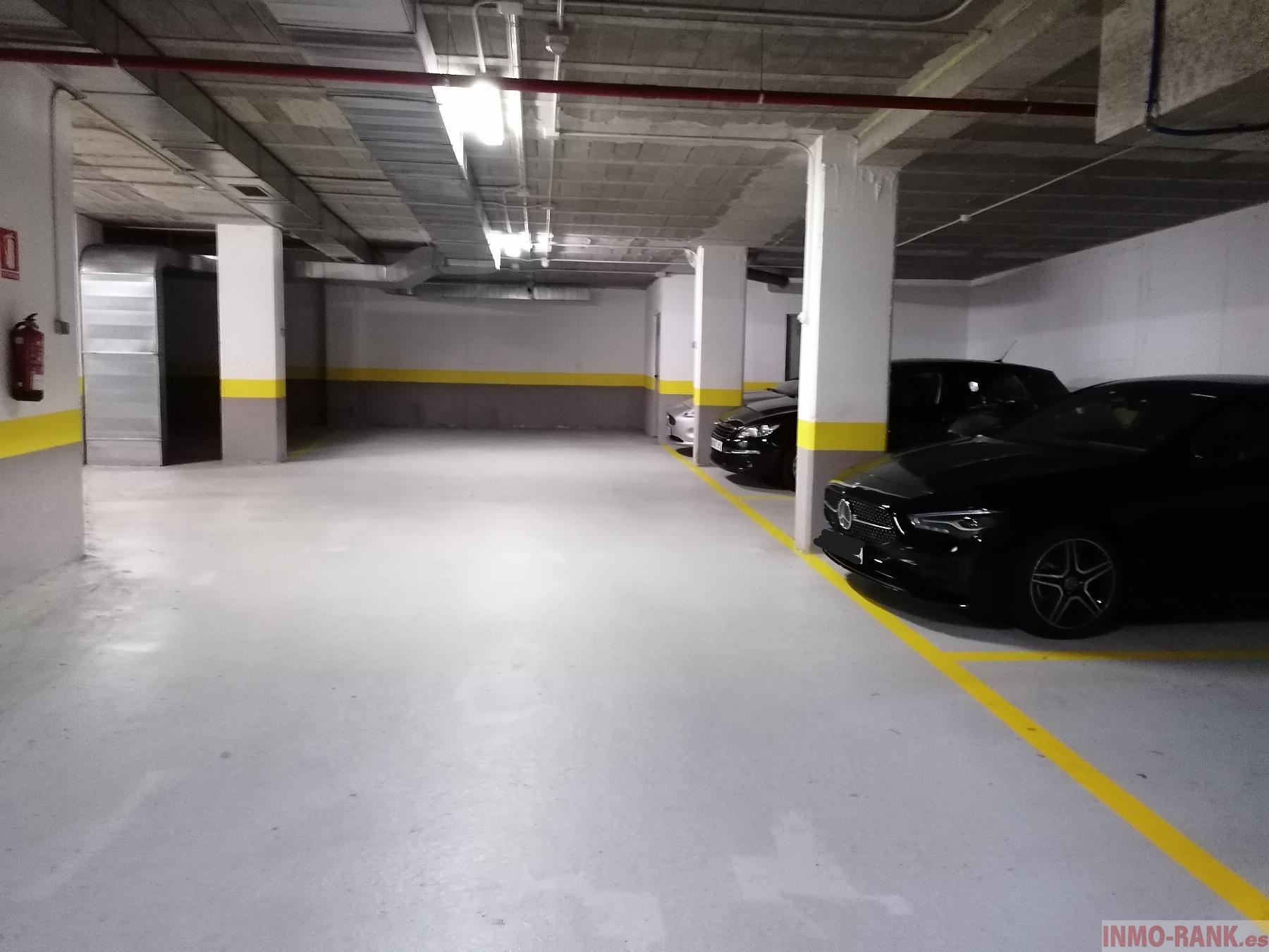 For sale of garage in Vigo