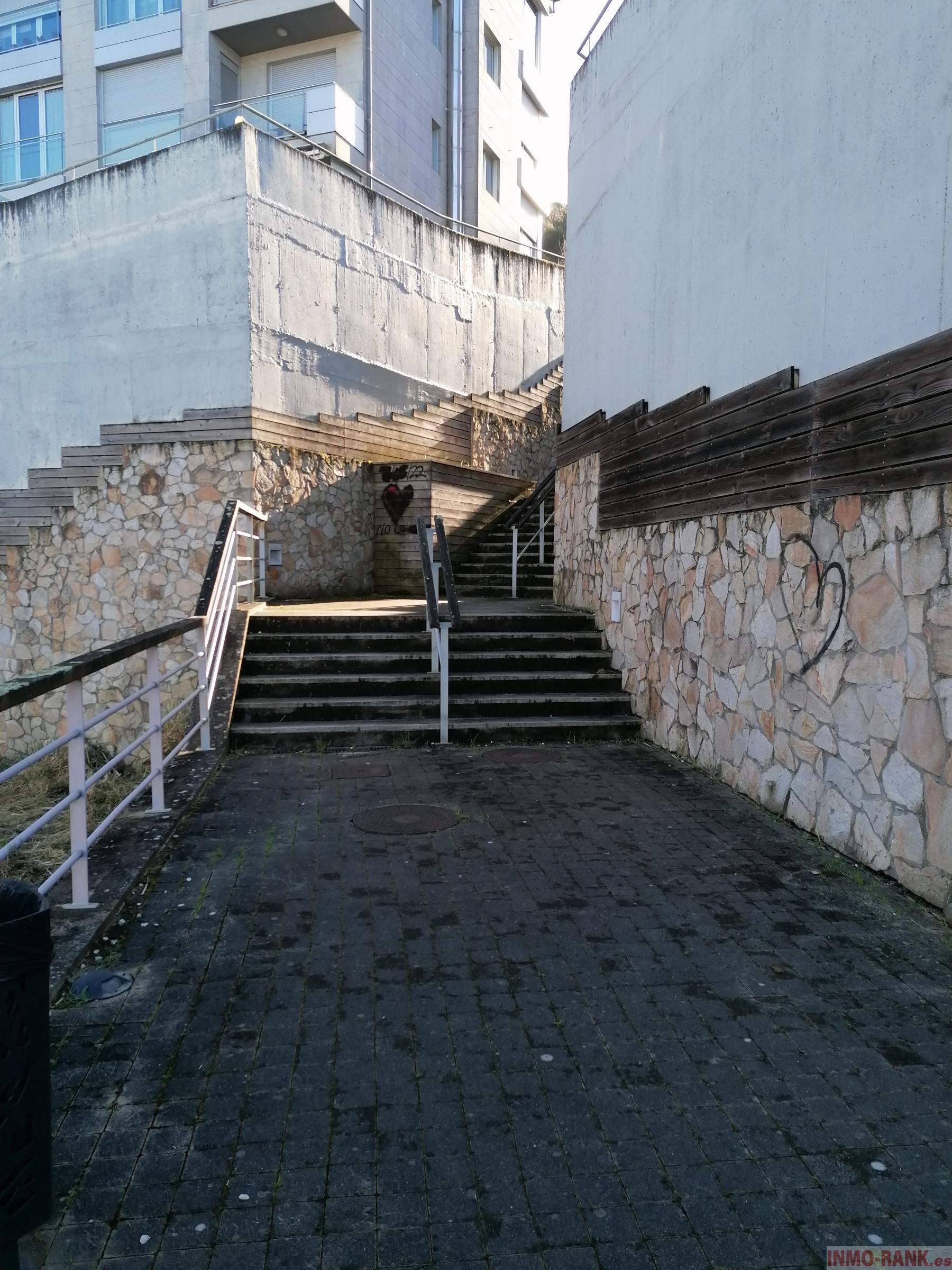 For sale of garage in Baiona