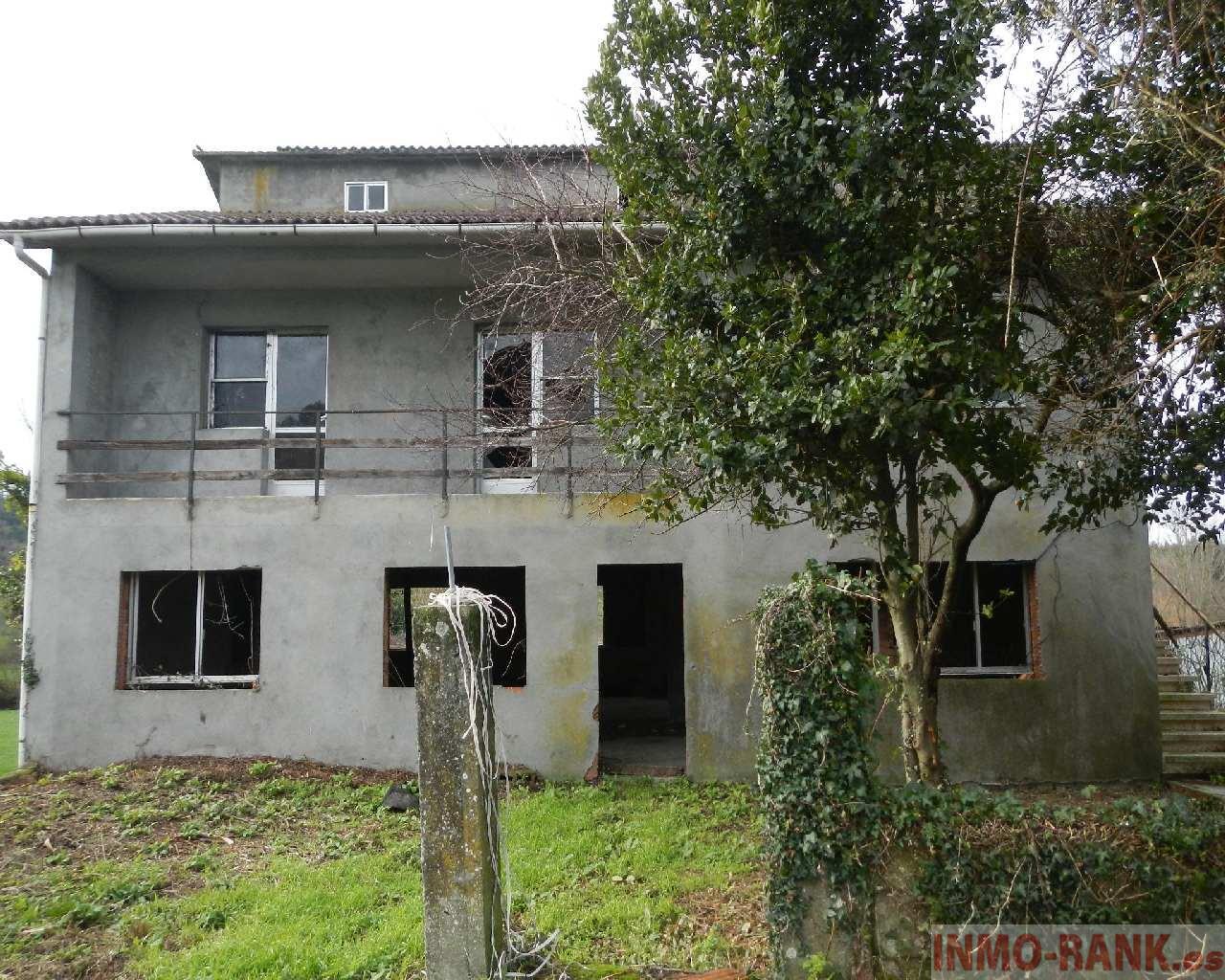 Venta de casa en A Estrada