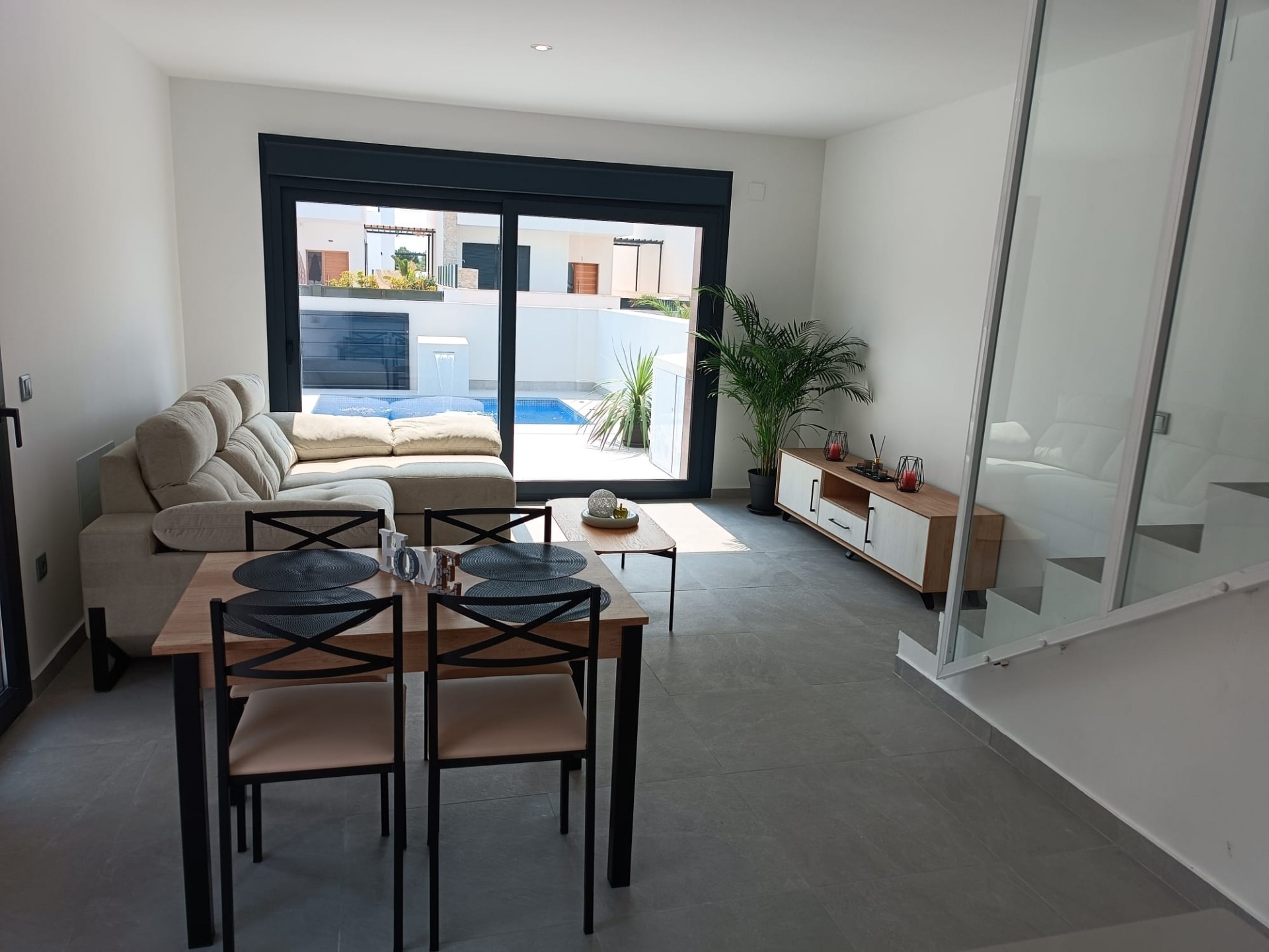 Venta de chalet en Daya Nueva