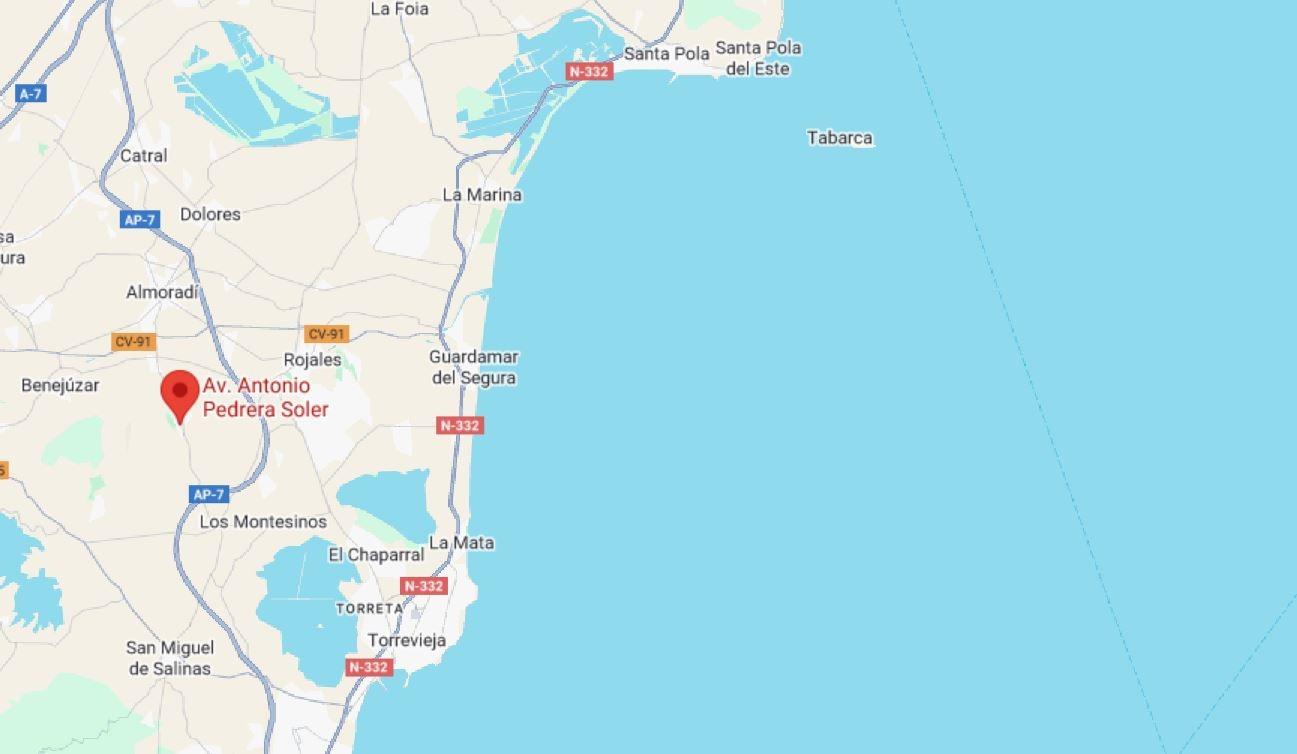 Venta de villa en Algorfa