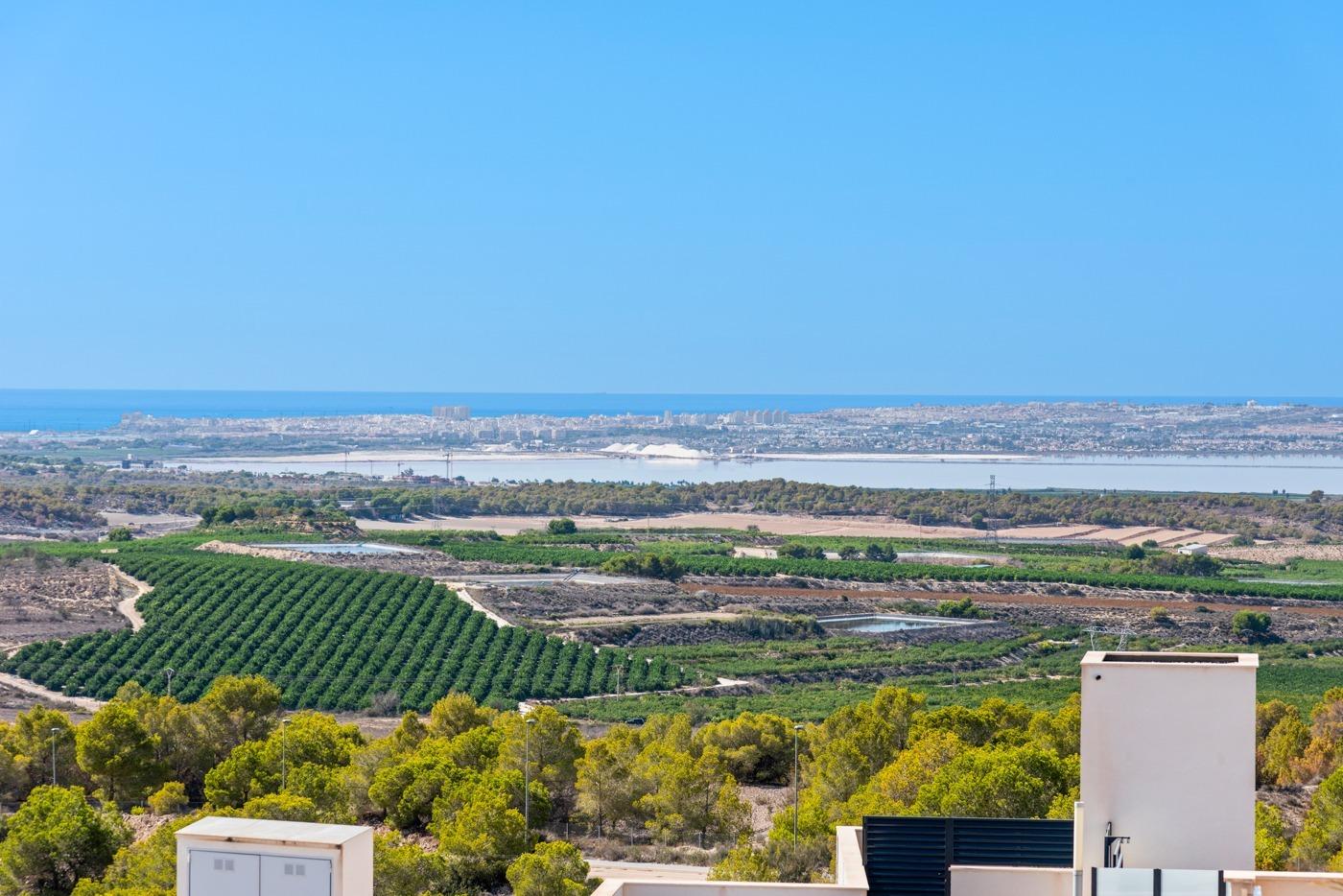 Venta de bungalow en San Miguel de Salinas